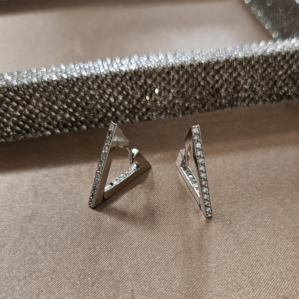 18k Gold Diamond Triangle Earrings